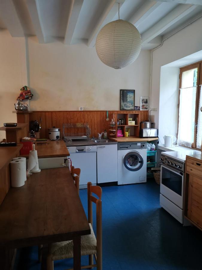 Gite des petites ruelles : familial et chaleureux Trôo Extérieur photo